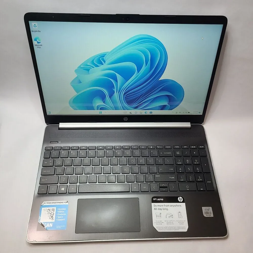 HP Laptop (15-DY1044NR) W11 / 256GB / 16GB / Intel i3 10gen/ 15-Inch w/Charger